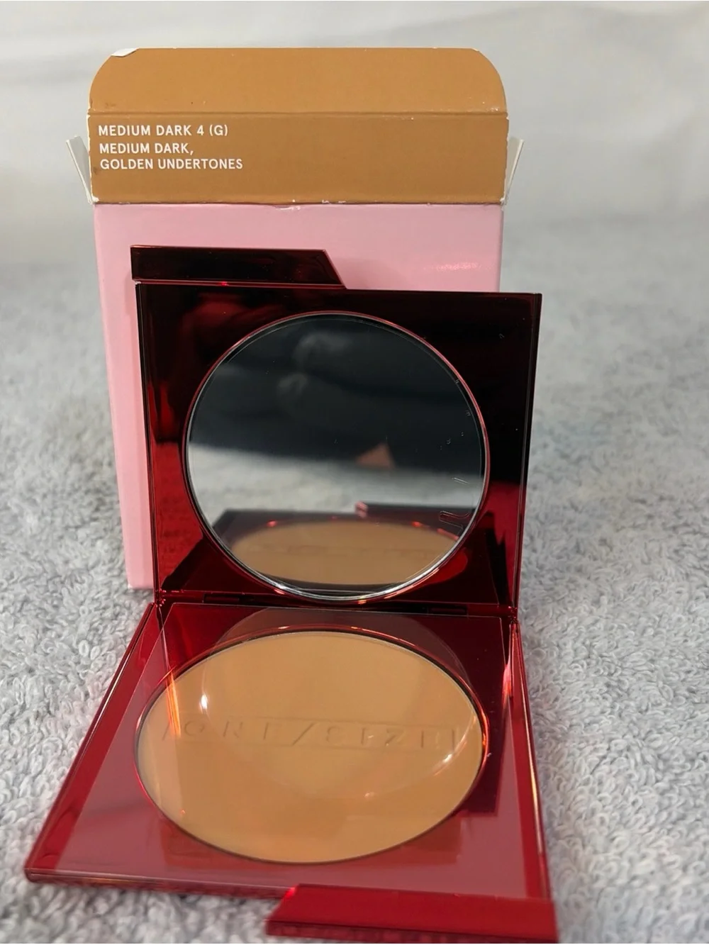 ONE/SIZE Turn Up The Base Versatile Foundation Powder Medium 4 (G) NWB!!!